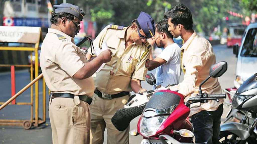 मुंबई-गोवा महामार्गावरील वाहतुकीची कोंडी पोलीस फोडणार