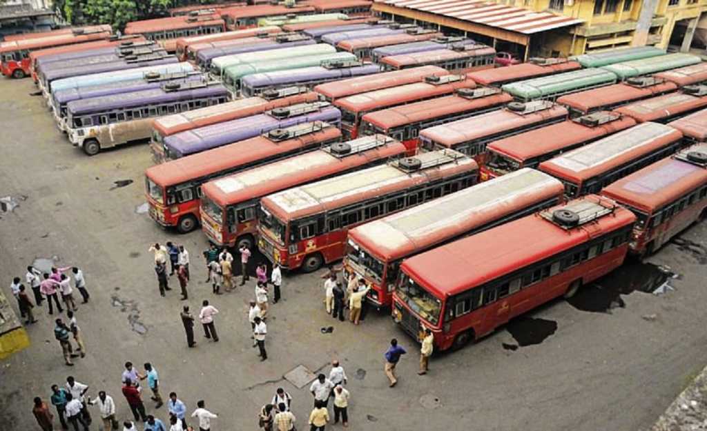 अखेर शिक्षकांवर बसप्रवास करण्याची मेहेरबानी