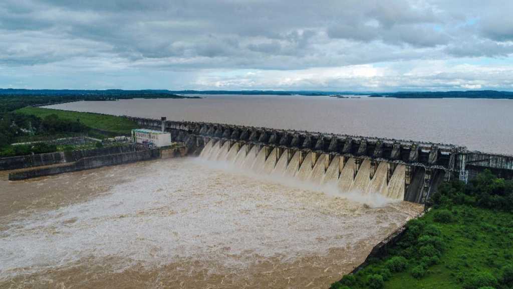 जायकवाडी धरण दीर्घ कालावधीनंतर तृप्त; मराठवाडा, उत्तर महाराष्ट्राची तहान भागणार!