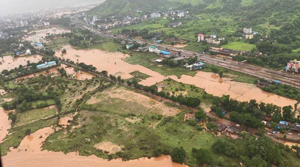 पुरात सर्वस्व वाहून गेले आता कागदपत्रं आणायची तरी कुठून?