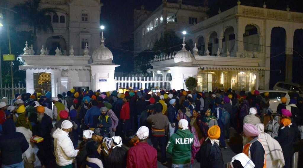 अमृतसर: सुवर्ण मंदिरात पवित्र गुरु ग्रंथ साहेबच्या विटंबनेचा प्रयत्न