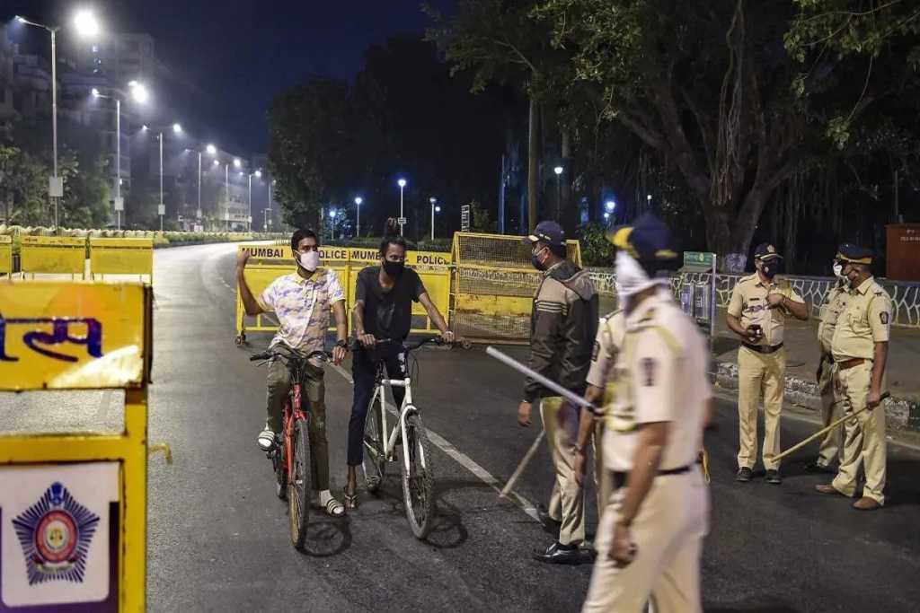 कोरोना काळात विद्यार्थ्यांवर दाखल झालेले गुन्हे मागे घेणार