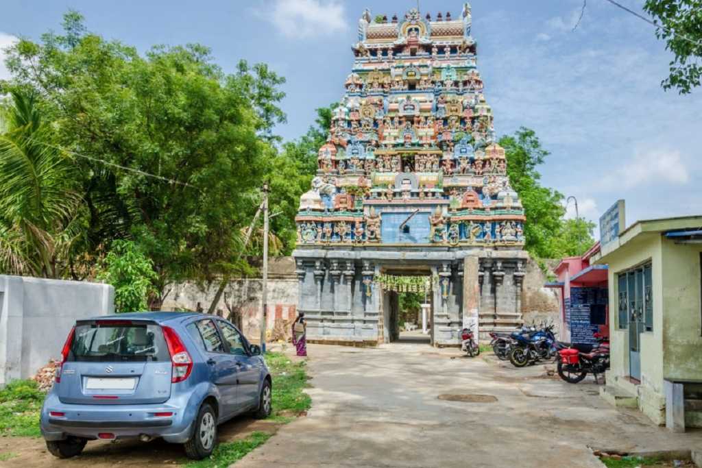 १५०० वर्षांची परंपरा असलेल्या मंदिराच्या जागेवर वक्फ बोर्डाची मालकी