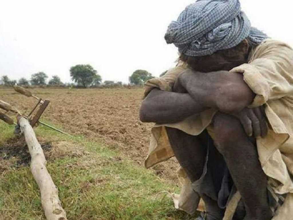 राज्यात चार महिन्यांत ८३० शेतकऱ्यांच्या आत्महत्या