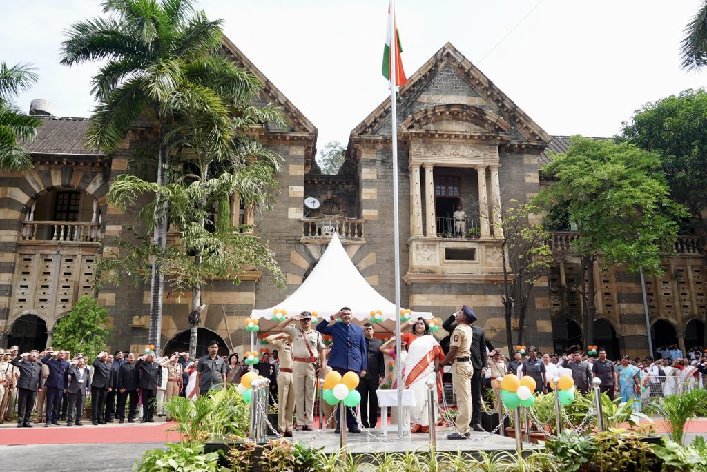 सर्वसामान्यांच्या जीवनात परिवर्तन घडविणारे कार्य करू!