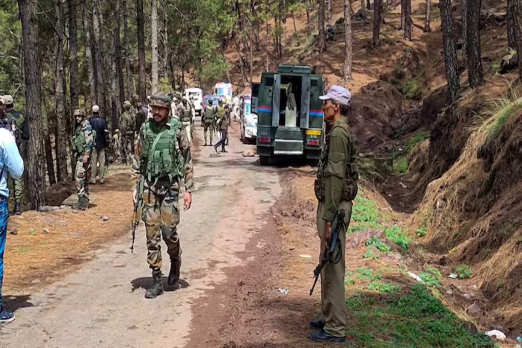 उरीमध्ये दहशतवाद्यांचा कट फसला, एक दहशतवादी ठार!