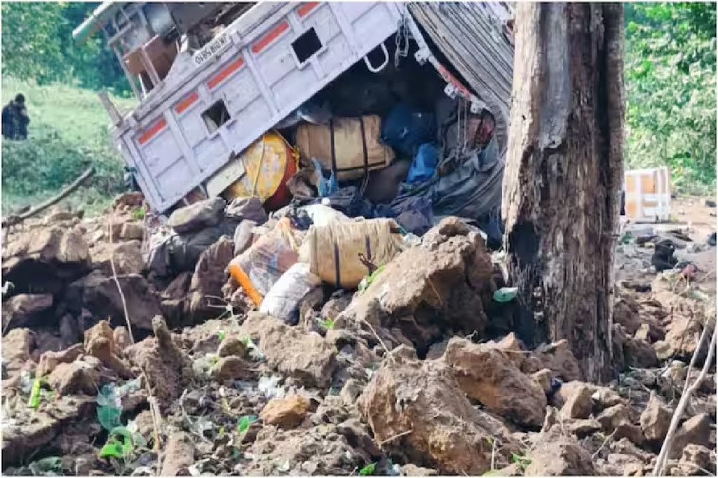 छत्तीसगडमध्ये नक्षलवादी हल्ला, सीआरपीएफचे दोन जवान हुतात्मा!