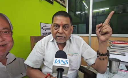 कोण म्हणते बिहारमध्ये मुस्लिम असुरक्षित ?