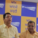 अरोरा यांचा काँग्रेस आणि सुखबीर बादल यांच्यावर हल्ला