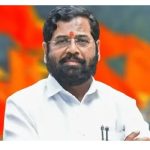पर्यटकांना वाचवताना जीव गमावलेल्या काश्मिरी युवकाच्या कुटुंबाला एकनाथ शिंदेकडून मदत!